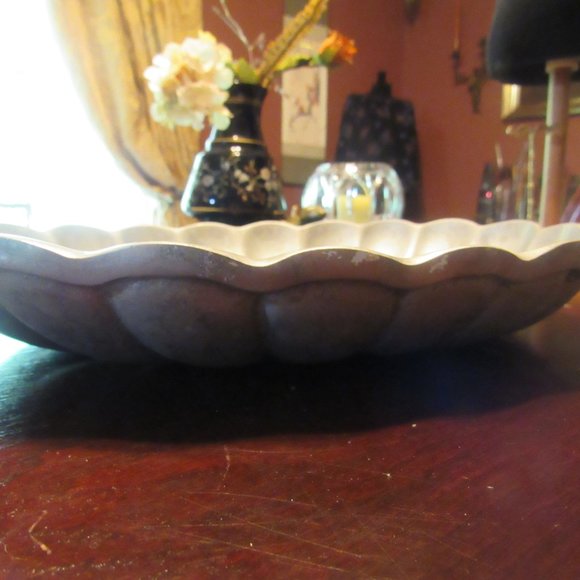 *Reduced* Vintage Hand Molded Pewter Scalloped Oval Platter - Picture 7 of 12